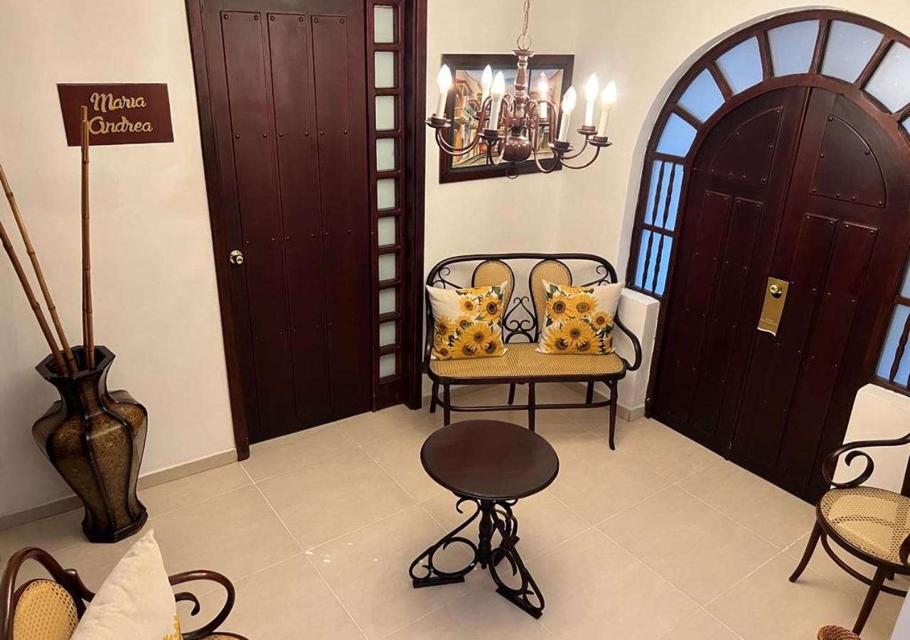 Hotel Dorado Plaza Calle Del Arsenal Cartagena Exterior photo