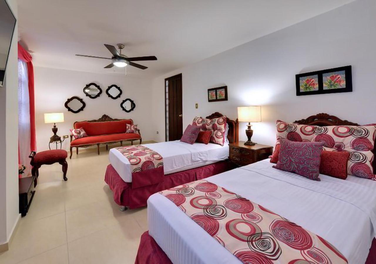 Hotel Dorado Plaza Calle Del Arsenal Cartagena Exterior photo
